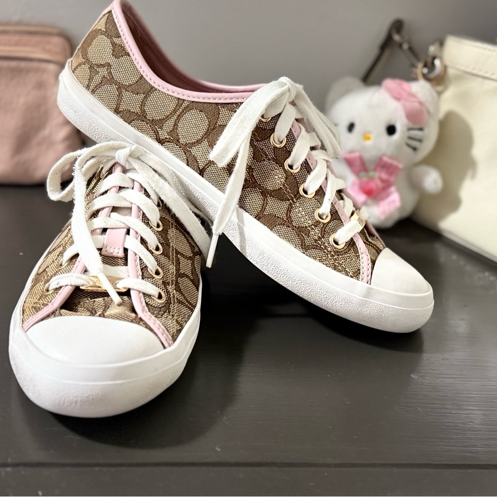 Coach sneakers 👟